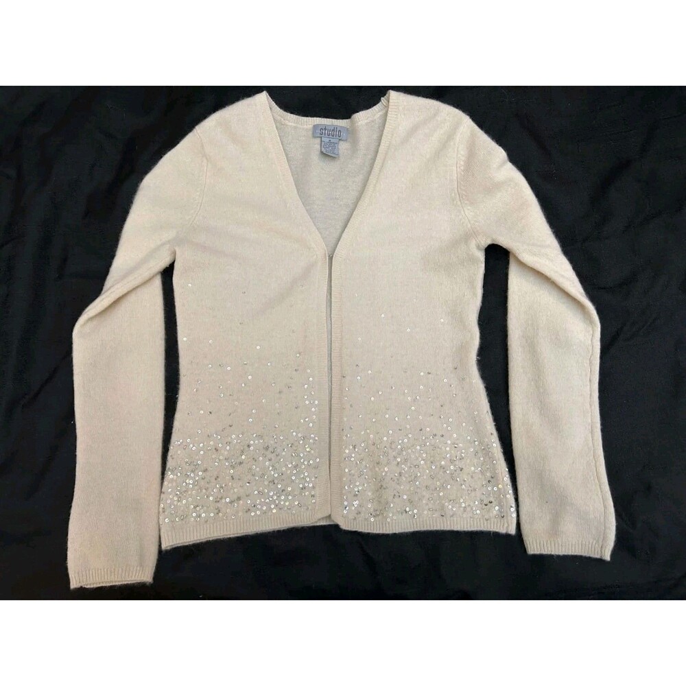 Bloomingdales Studio Cream Lambswool Nylon Angora Blend Cardigan Size MEDIUM